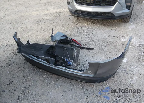 2025 Chevrolet Trax Fwd 2Rs z USA, uszkodzony, nr VIN KL77LJEP9SC301883